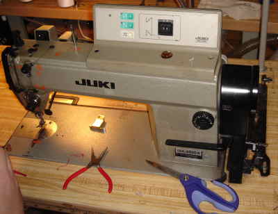 Industrial sewing machine